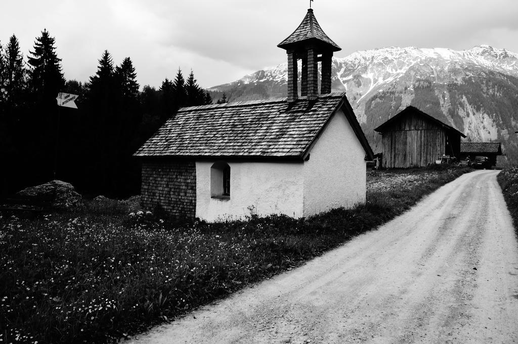 Вилла Maisaess Lifinarblick Шрунс Экстерьер фото